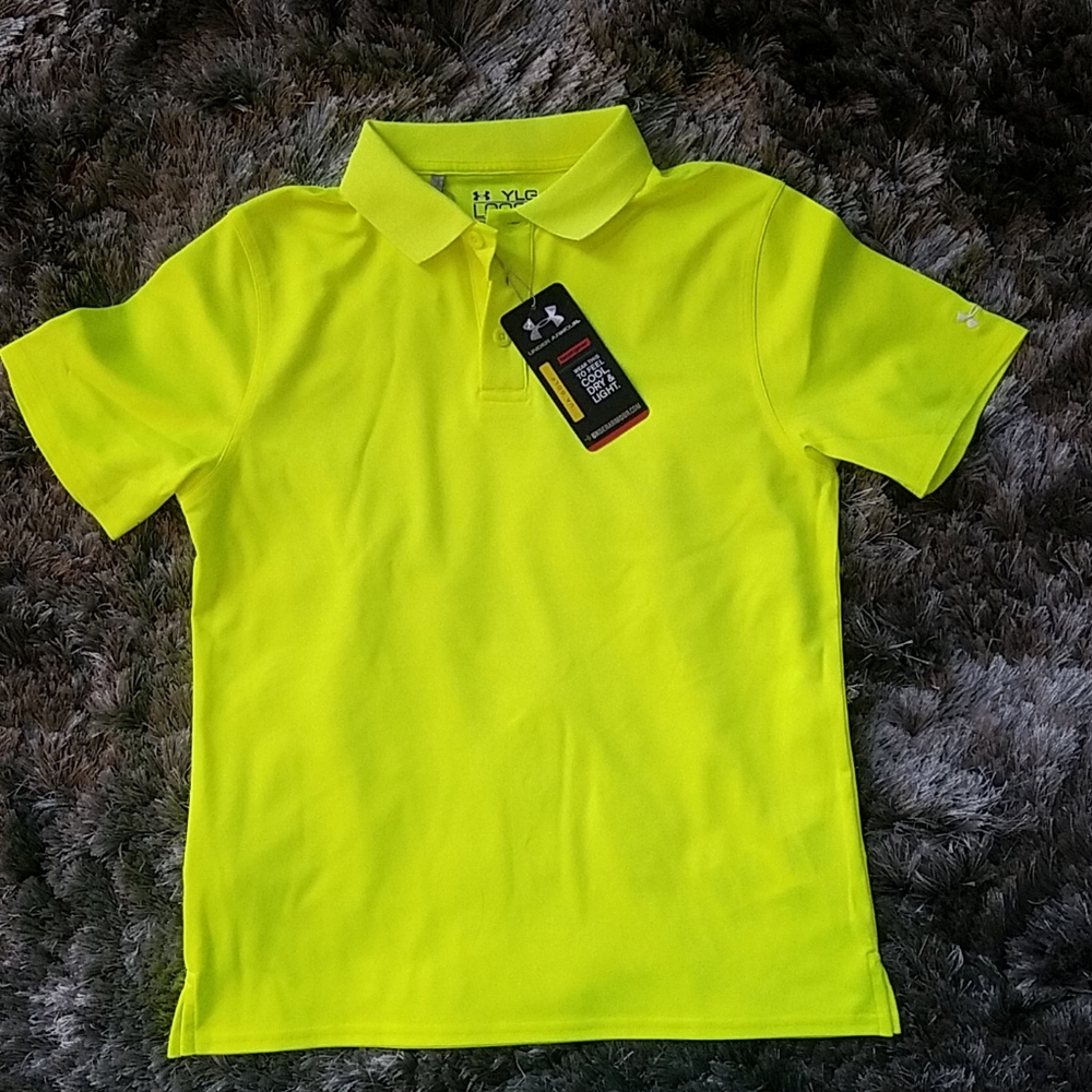 Under Armour golf tee, heatgear